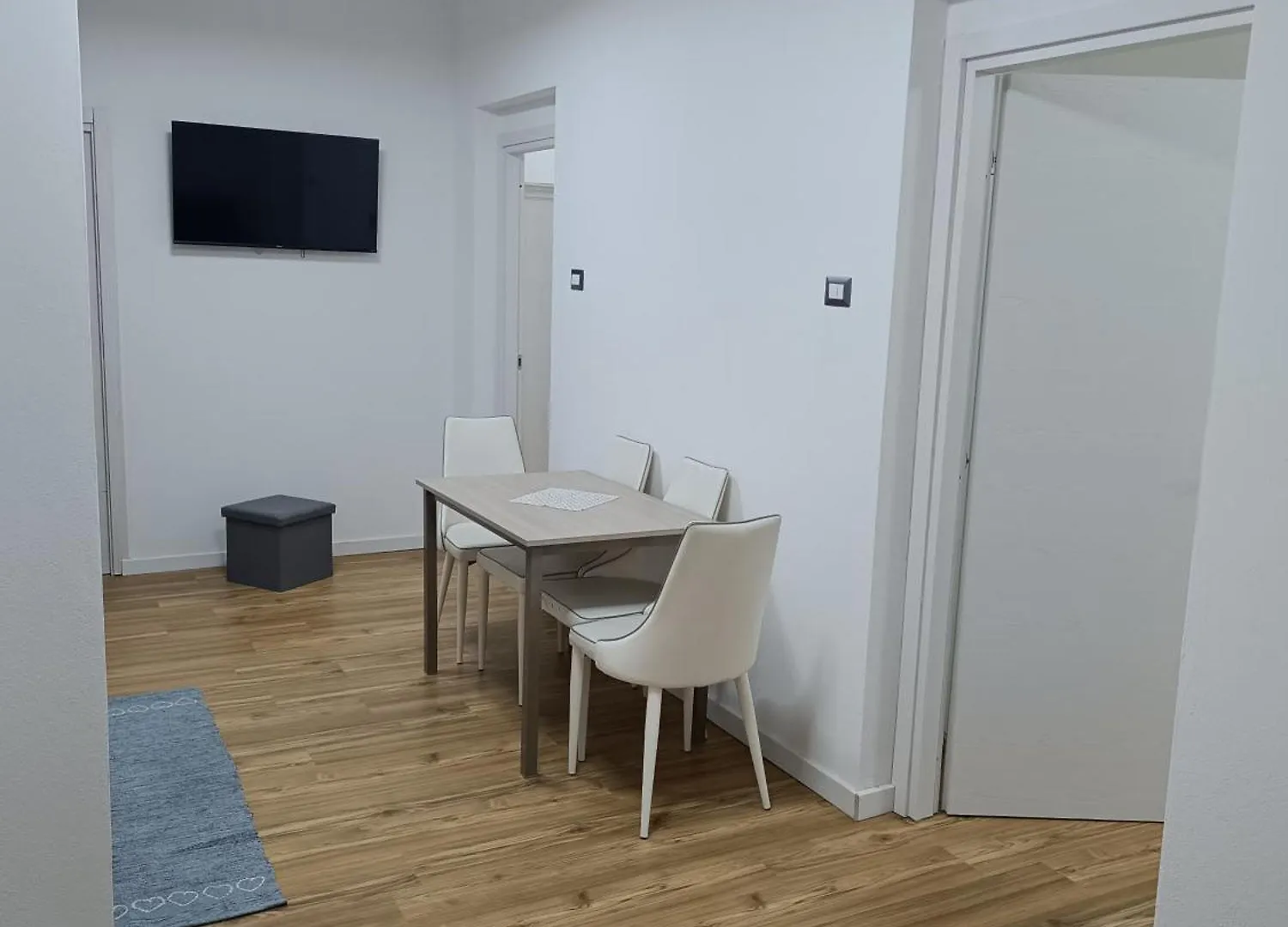 Casa Vacanze Quartu SantʼElena 0*,